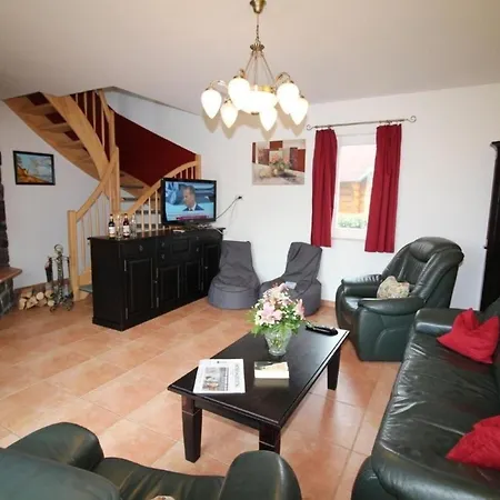 Holiday home Steinhus, In Mit Sonniger Terrasse *